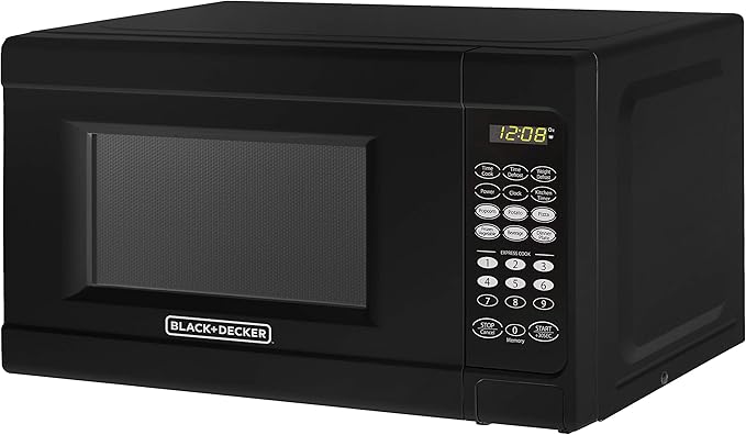 BLACK+DECKER® Compact Kitchen Countertop Microwave Oven, 0.7 Cu. Ft. 700W