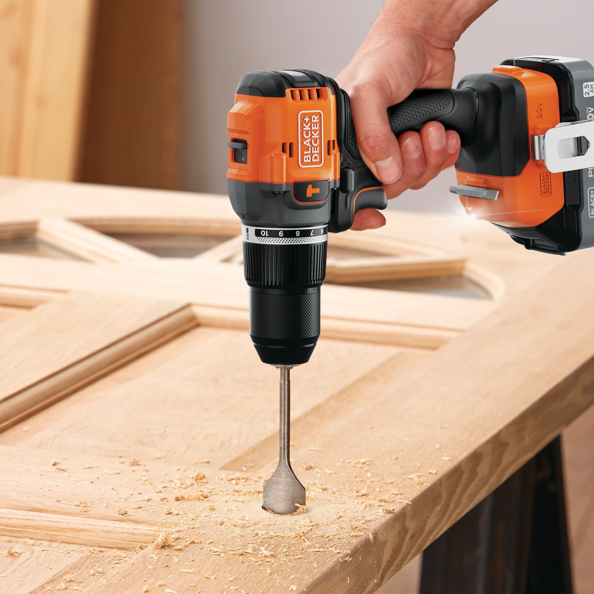 BLACK+DECKER® 20V MAX* Brushless Hammer Drill Kit