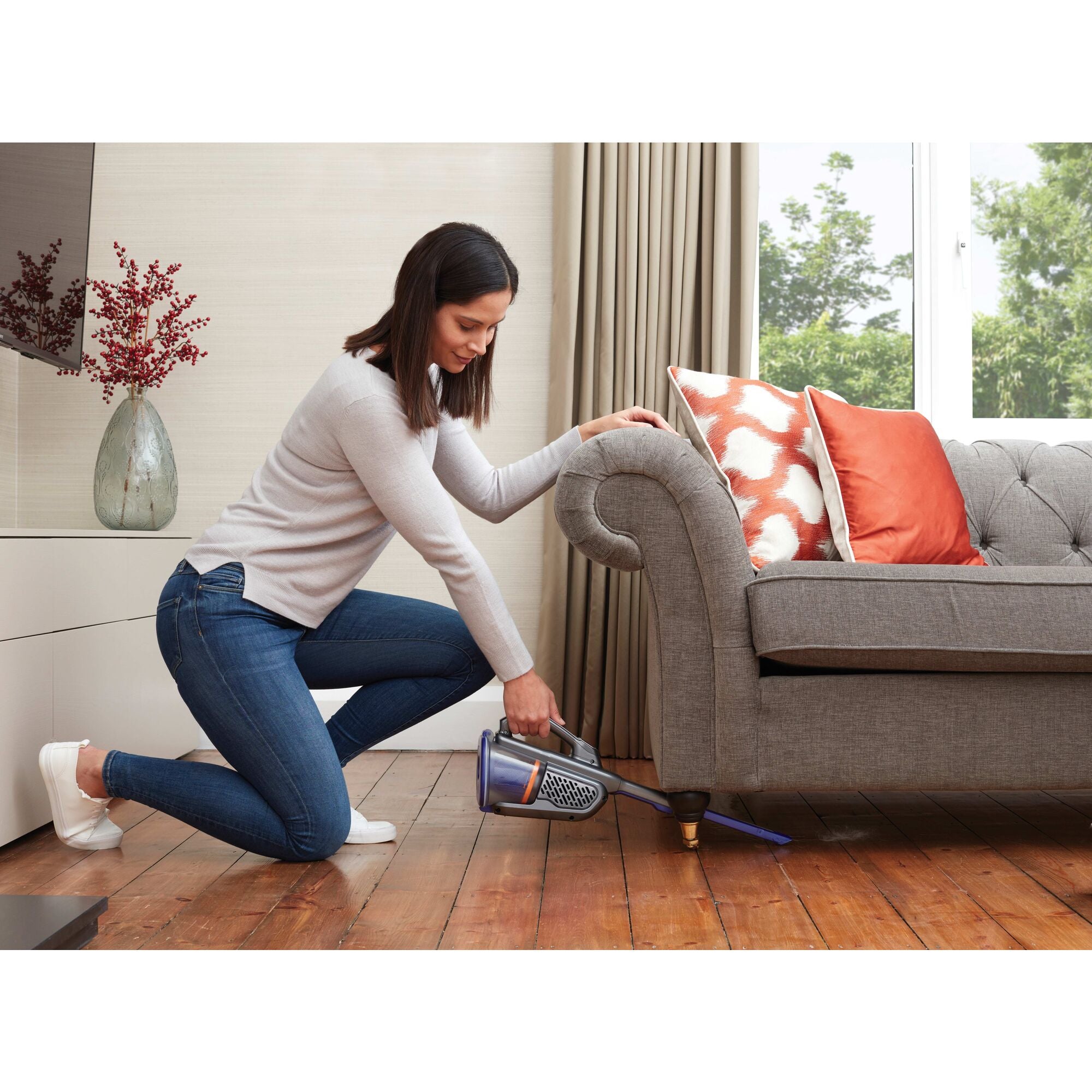 Profile of dustbuster advanced clean pet cordless hand vacuum.